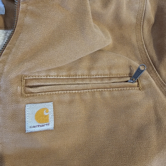 *RARE* Carhartt Tan Hooded Wildwood Sherpa Lined Jacket *hood is missing* - Picture 7 of 13